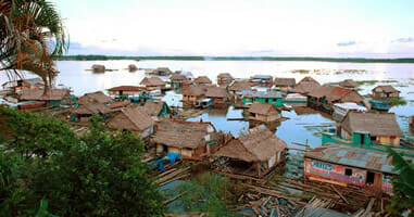 Schwimmende Häuser Iquitos