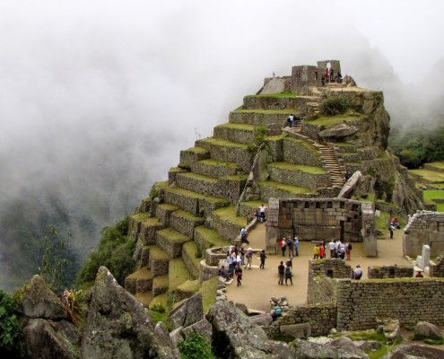 Die Intihuatana-Pyramide in Machu Picchu