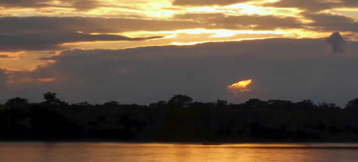 SonnenuntergangTambopata
