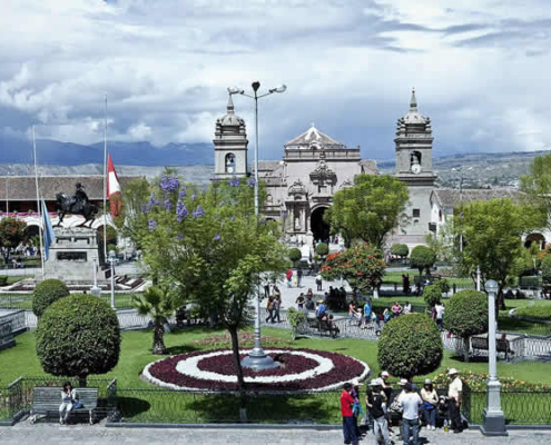 Santa Ana in Ayacucho: Das Handwerksviertel und Herzstück der peruanischen Volkskunst