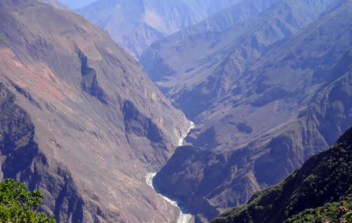 Apurímac-Schlucht – Eine der tiefsten und spektakulärsten Canyons der Welt