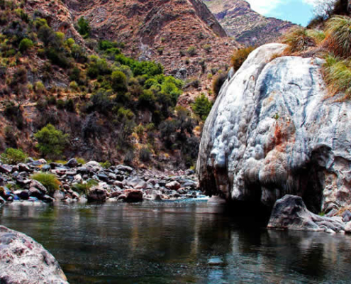 Aguas Termales de Qosniq – Termas ferruginosas andinas en el río Sondondo Aguas Termales de Qosniq – Termas ferruginosas andinas en el río Sondondo