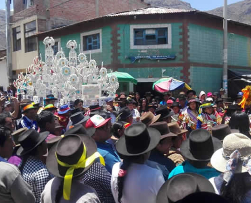 Festividad Niño Víctor Todopoderoso – Brillo navideño & tradición viva en Andamarca Festividad Niño Víctor Todopoderoso – Brillo navideño & tradición viva en Andamarca