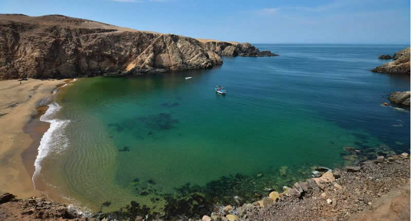 Caleta Quebrada Honda: Strandbucht, Fischerleben & Vogelparadies bei Quilca 