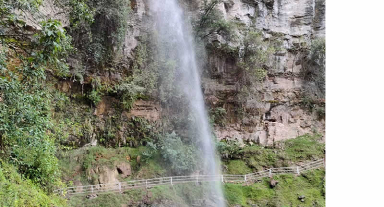 Catarata Paccha Cucho – Sirenachayoq, Huamanguilla (Ayacucho)