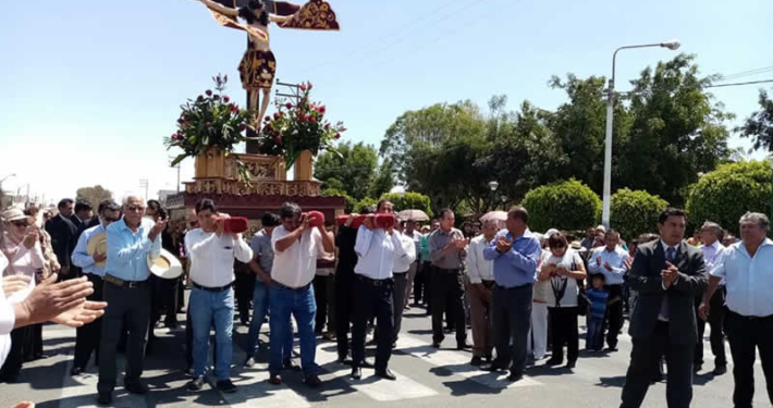 Festividad del Señor de La Joya: fe, música y brillo de plaza en el desierto de Arequipa Festividad del Señor de La Joya: fe, música y brillo de plaza en el desierto de Arequipa
