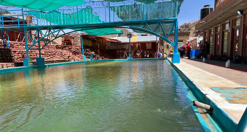 Baños Termales del Inka Putina: balneario termal urbano en el corazón de Putina