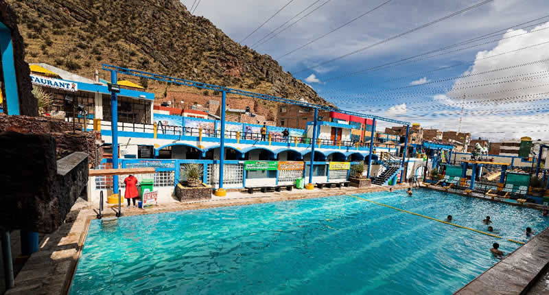 Baños Termales Piscina Municipal José Solórzano Salas in San Antonio de Putina