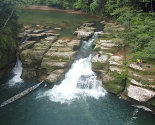 Cascada Mugñiz – versteckter Wasserfall im Tal des Río Iscozacín Cascada Mugñiz – versteckter Wasserfall im Tal des Río Iscozacín