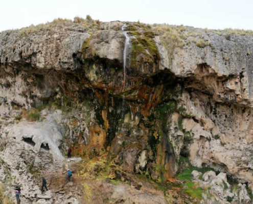 Cascada de Fauchinta de Machaca-Marca – Verborgener Wasserfall im Altiplano von Vilquechico