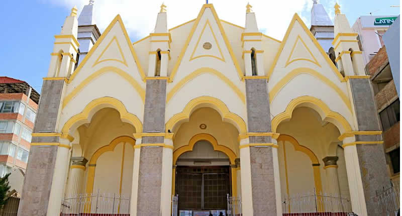 Wallfahrtskirche der Virgen de la Candelaria im historischen Zentrum von Puno