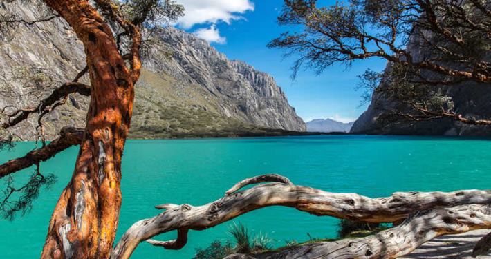 Laguna Chinancocha (Llanganuco): Smaragdgrünes Hochlandjuwel im Huascarán-Nationalpark
