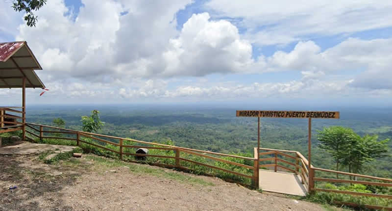 Natur- und Beobachtungsaktivitäten am Aussichtspunkt