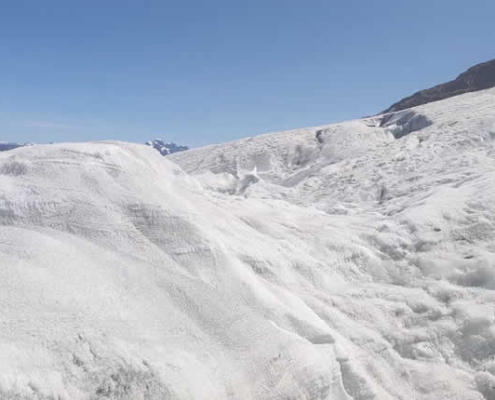 Nevado ChichiQhapaq bei Ayapata – Heiliger Granitgigant der Cordillera de Carabaya Nevado ChichiQhapaq bei Ayapata – Heiliger Granitgigant der Cordillera de Carabaya