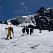 Nevados Allin Qhapaq, Huayna Qhapaq y Chichi Qhapaq – gigantes de hielo de la Cordillera Carabaya en Puno Nevados Allin Qhapaq, Huayna Qhapaq y Chichi Qhapaq – gigantes de hielo de la Cordillera Carabaya en Puno