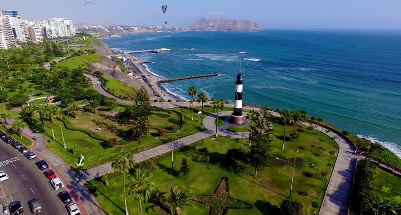 Parque El Faro de la Marina in Miraflores