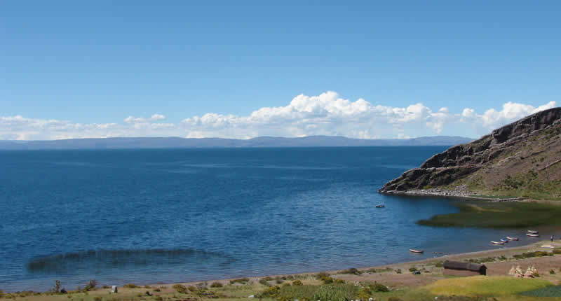 Playa de Chifrón an der Halbinsel Capachica am Titicacasee