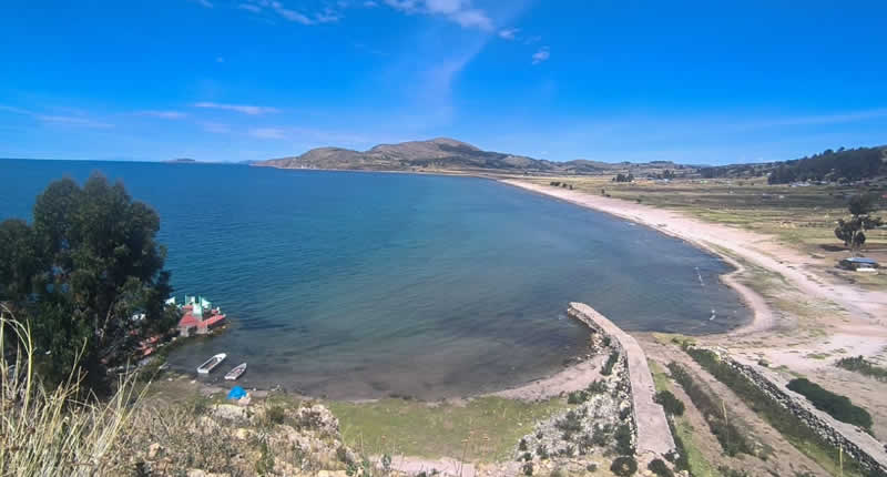 Playas de Karina y Churo: Sanfte Andenstrände am Titicacasee