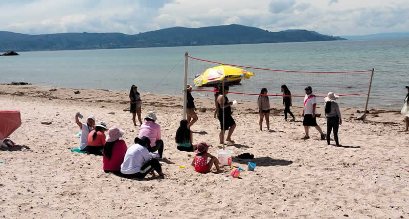 Strände Karina und Churo am Titicacasee