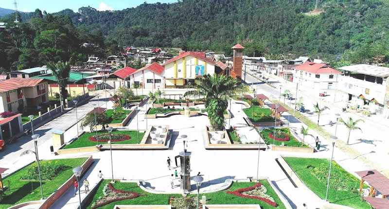Plaza Principal de Villa Rica – Herz der „Tierra del Café más fino del mundo“