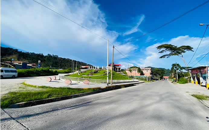 Entrada a Villa Rica