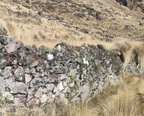 Archäologische Stätte Killi Killi – Präinka-Siedlung hoch über Macusani