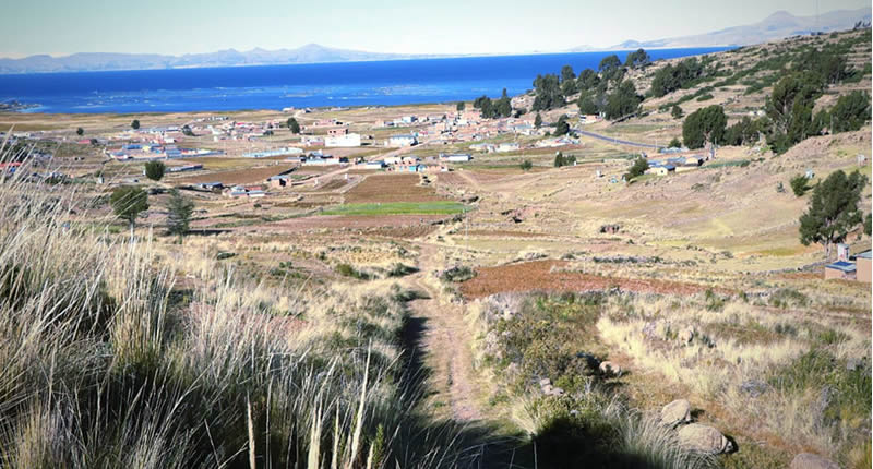 Tramo del Qhapaq Ñan en el altiplano de Puno