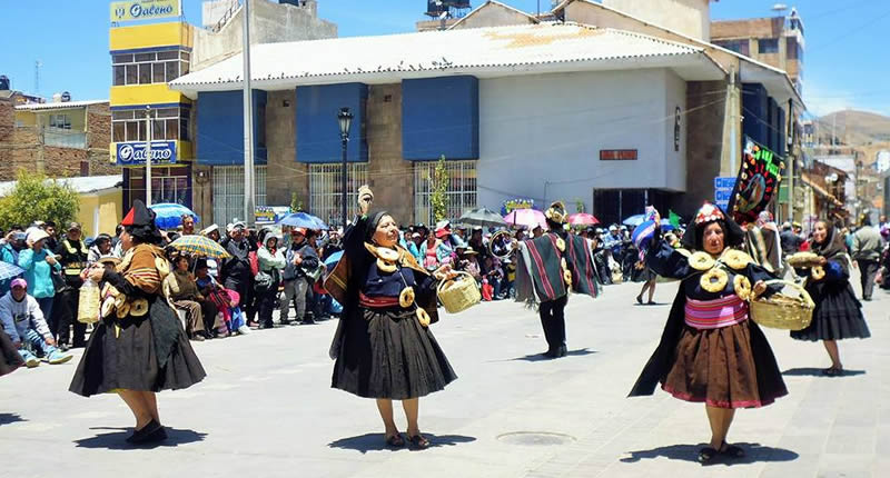Der Jilakatas-Tanz von Pomata: Zeremonialtanz der Aymara