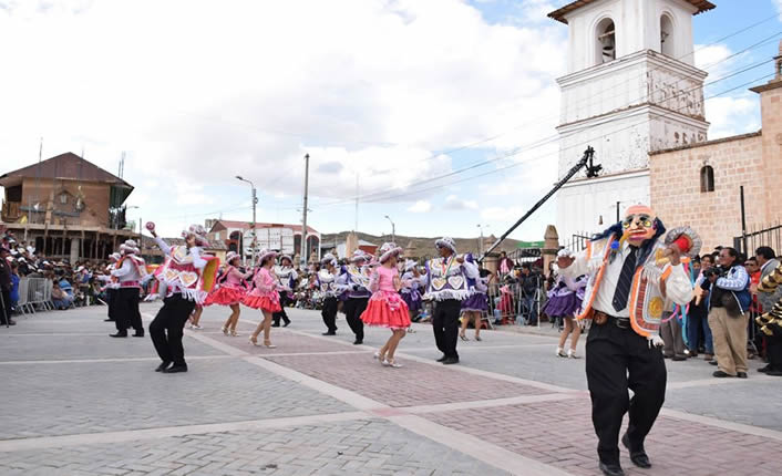 Festividad de la Octava del Niño Jesús en Azángaro