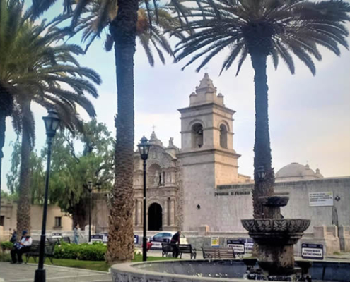 Plaza de Yanahuara en Arequipa: mirador, historia y arquitectura de sillar Plaza de Yanahuara en Arequipa: mirador, historia y arquitectura de sillar