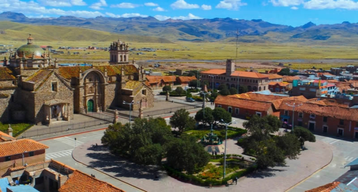 Lampa – die rosafarbene Kolonialstadt im Altiplano