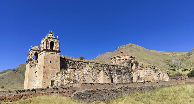 Templo de San Antón – Spätbarocker Mestizenbau im Altiplano von Puno