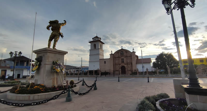 Koloniale Sehenswürdigkeit zwischen Plaza de Armas und Plaza San Bernardo